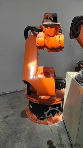 Индустриален робот 