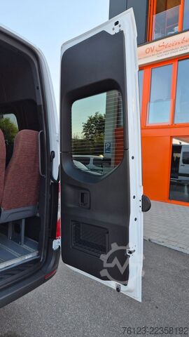 Minibus MERCEDES-BENZ 10 Sprinter Lord Light 22 Sitzer Vorlauffahrzeug