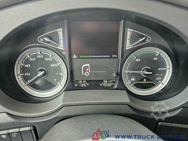 Tractor estándar DAF XF 450 FT Space Cab Großer Tank Deutscher LKW