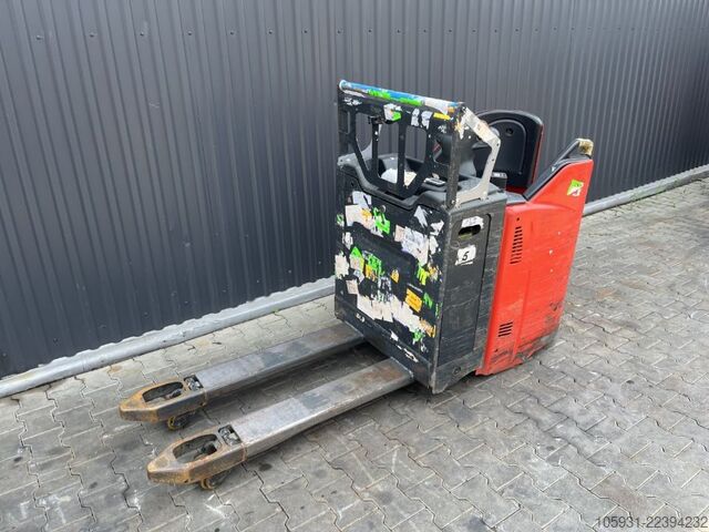 Porta-paletes manual Linde T20SP