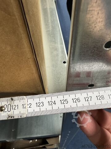 Ca. 36 Felder Fachbodenregale, 3mH Hofe Orion Plus