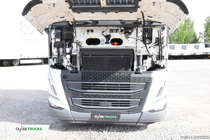 Máy kéo tiêu chuẩn VOLVO FH 540 Globetrotter XL Retarder