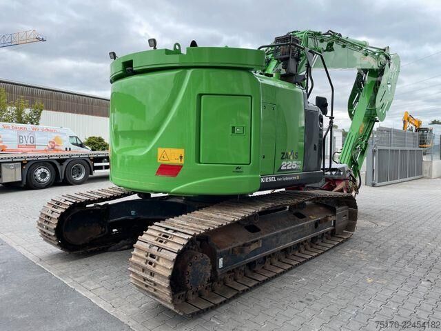 Kolesni bager Hitachi ZX225USLC-6 / 1.690h / OQ65 / Greifersäge