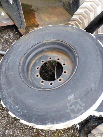 Loader/unloader Magni Reifen weiß Magni