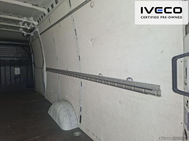 Dubă cu acoperiș înalt IVECO Daily 35S14V / RS 4100 / Klima / Bluetooth
