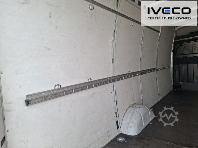 Dubă cu acoperiș înalt IVECO Daily 35S14V / RS 4100 / Klima / Bluetooth