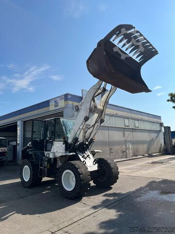 навантажувач Komatsu WA250 WA250-6 Radlader*Klima*Hochschaufel*Recyc...