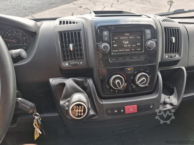Caixa de 20 m³ com plataforma elevatória FIAT DUCATO 35 MAXI 2.3 MJT 130 - E6