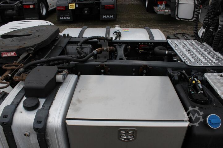 Стандардна влечна единица Scania R 450 Topline  Retarder  Kühlbox  Leder