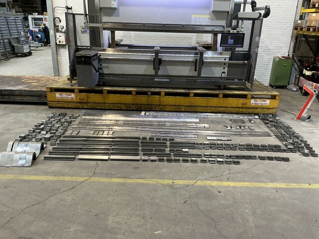 Prensa dobradeira Bystronic Hämmerle 250/3100 3P
