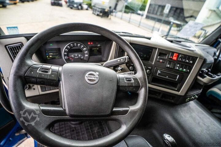 Estándar-SZM VOLVO FM 420 + KIPHYDR.