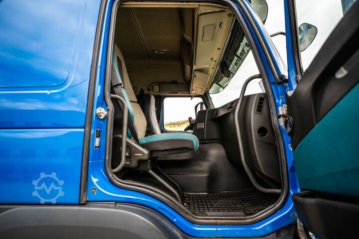 Estándar-SZM VOLVO FM 420 + KIPHYDR.