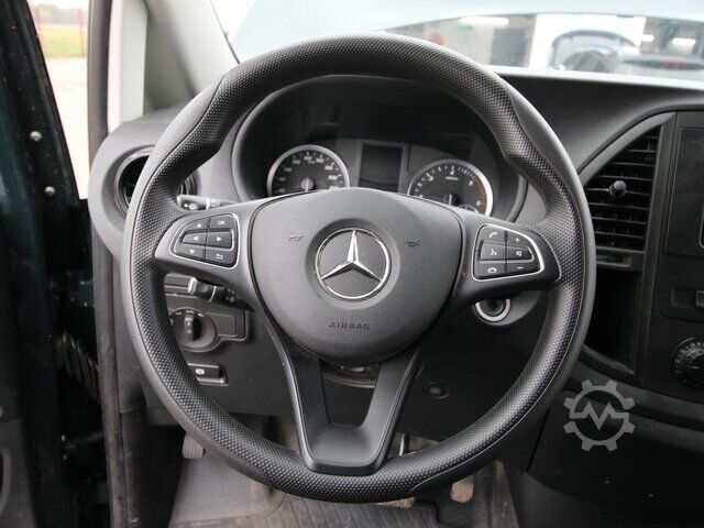 Furgoneta Mercedes-Benz Vito 116 CDI 9-GTronic Kompakt KLIMA+LED+AHK