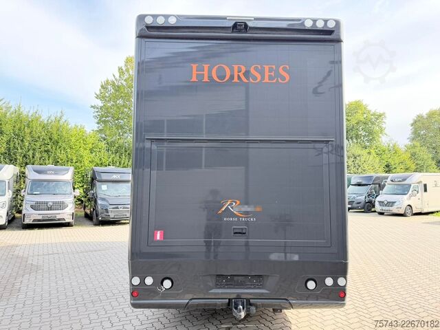 Sığır taşıma kamyonu MERCEDES-BENZ ATEGO 1021  Roelofsen 3  Pferde  Wohnung Dusche