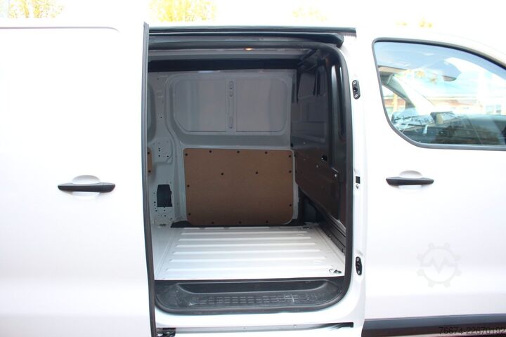 Panelvan Citroën Jumpy Kasten 2.0 BlueHDi 145 S&S EAT8 Klima AHK