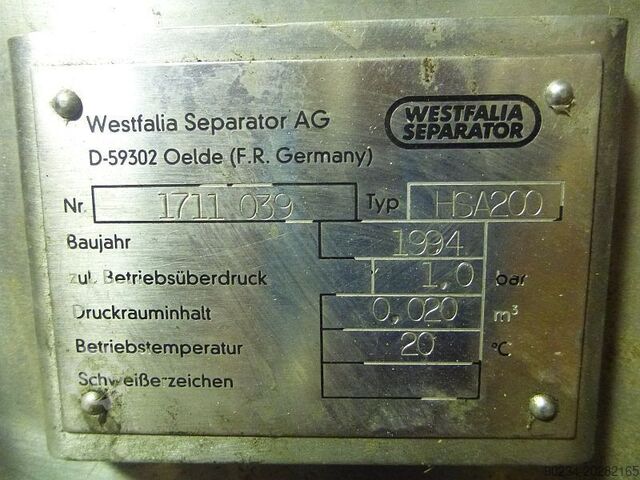 Centrífuga de pratos Westfalia tipo HSA 200-06-777, versão clarificador WESTFALIA HSA 200-06-777
