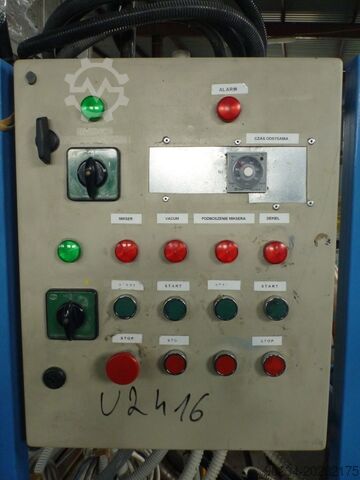40 kW forgjenger fra Oliver & Battle for arbeid under vakuum med 500 l blandingspanne Oliver & Batlle Dispermix 50
