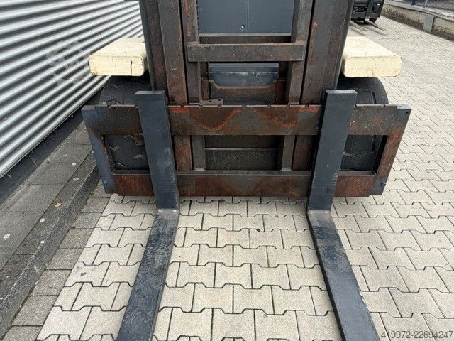 डीजल फोर्कलिफ्ट्स Still R70-60