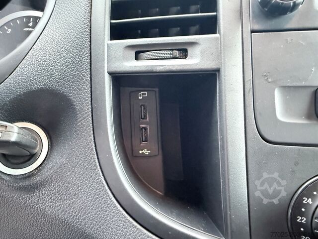 Varebil Mercedes-Benz Vito 119 Allrad AHK