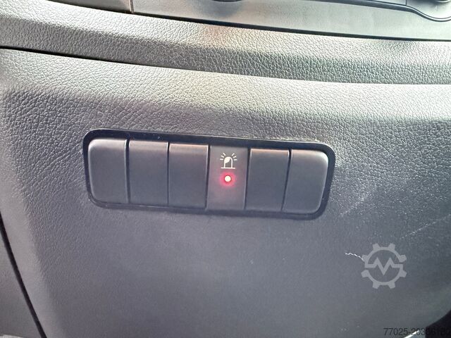 Varebil Mercedes-Benz Vito 119 Allrad AHK
