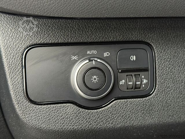 Varebil Mercedes-Benz Sprinter 317 L4 Schwingsitz Klima 4325mm