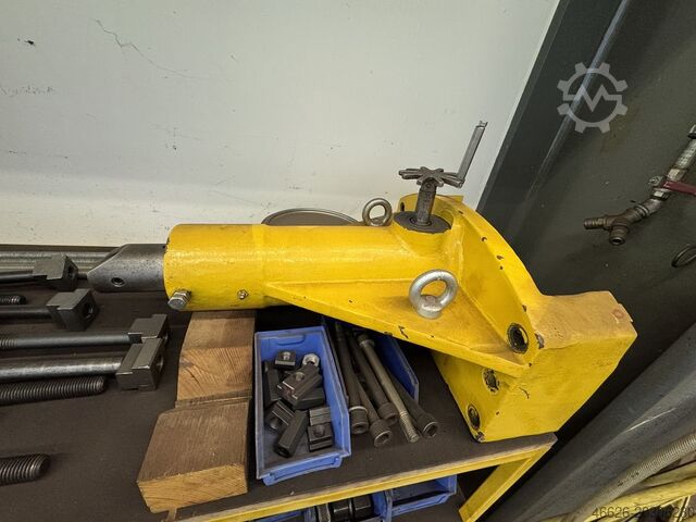 Plattenbohrwerk Scharmann WF240