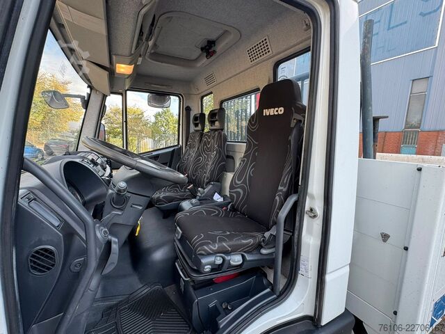 Pick-up furgonas IVECO 75E16 Pritsche mit Kran Fassi