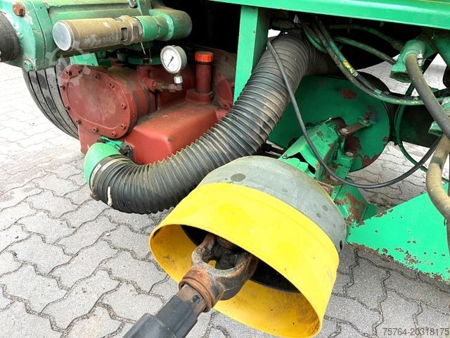 Tresidet tipvognstrailer  30m³ Heitling Getreidekipper/Schleuse/Kompressor