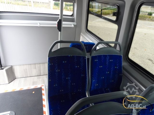 Međugradski autobus MERCEDES-BENZ eSprinter 14 Sitze Electric Range: 300 km