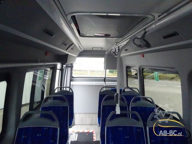 Međugradski autobus MERCEDES-BENZ eSprinter 14 Sitze Electric Range: 300 km