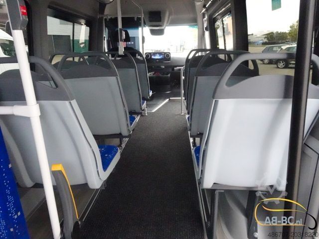 Međugradski autobus MERCEDES-BENZ eSprinter 14 Sitze Electric Range: 300 km