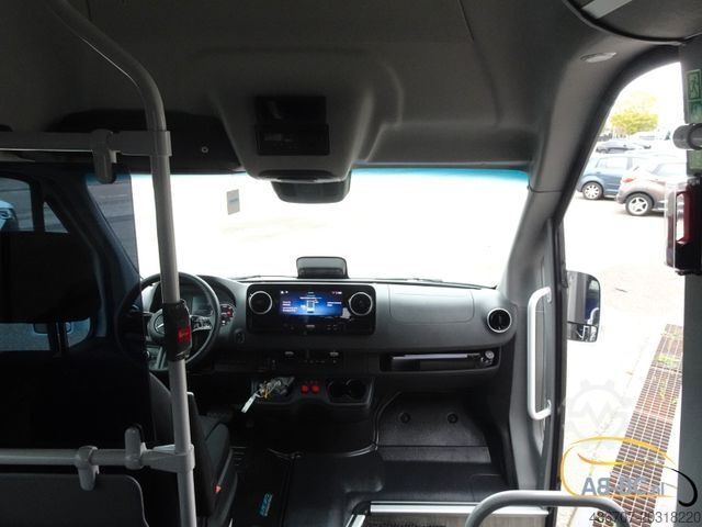 Međugradski autobus MERCEDES-BENZ eSprinter 14 Sitze Electric Range: 300 km