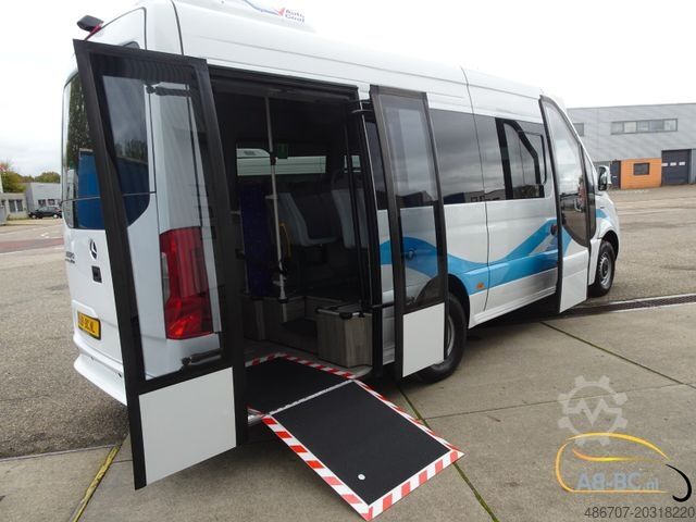 Međugradski autobus MERCEDES-BENZ eSprinter 14 Sitze Electric Range: 300 km