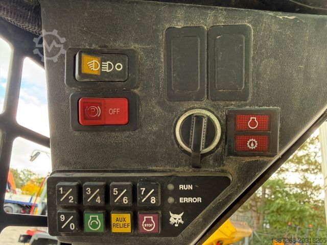 Chargeuse sur pneus BOBCAT S70 / 2016 BJ / 1.489 H