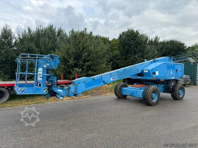 Teleskopska platforma Aichi SP18A