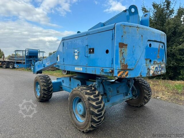 Teleskopska platforma Aichi SP18A