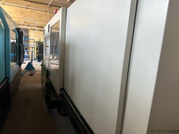 Máquina de moldeo por inyección Sumitomo Demag IntElekt 50/370-200