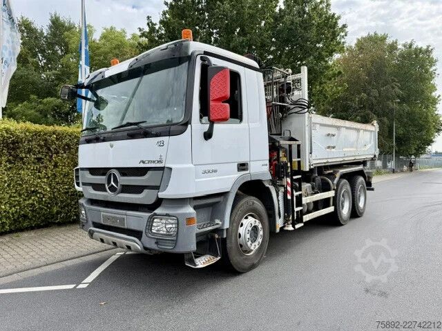 크레인이 있는 티퍼 Mercedes-Benz Actros 3336 /6x4/Kipper+Fassi F155/Eu5/130tkm