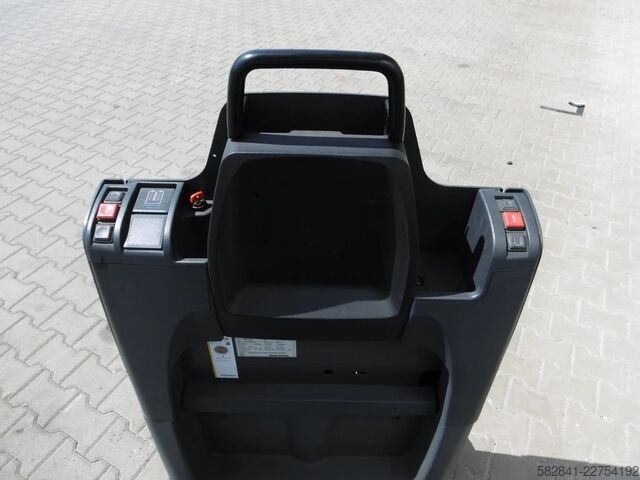 Traktor penarik JUNGHEINRICH EZS 350