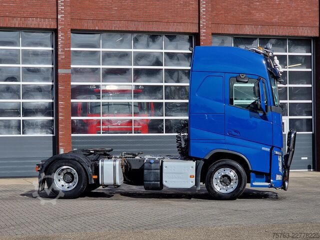 Standard-SZM Volvo FH 13.500 Globetrotter 4x2 - PTO/Hydraulic - Na...