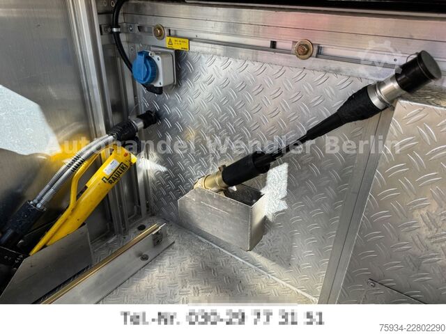 Autocisterna IVECO FF100EW LF8/6 Tank600l Schere/Spreizer/Generator