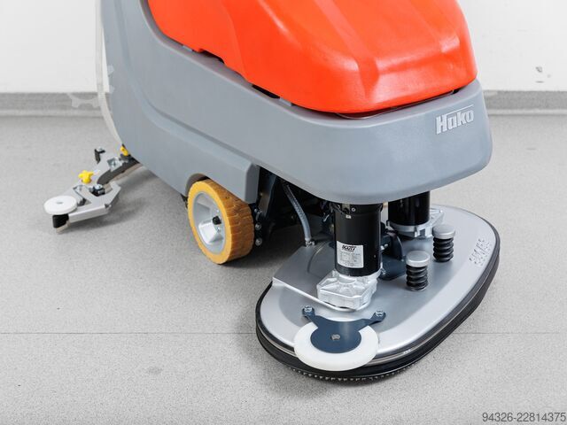 HAKO B90 CL TB850 NOVI AKUMULATORI Hako Scrubmaster B90 CL TB850 - 2019y - 335h