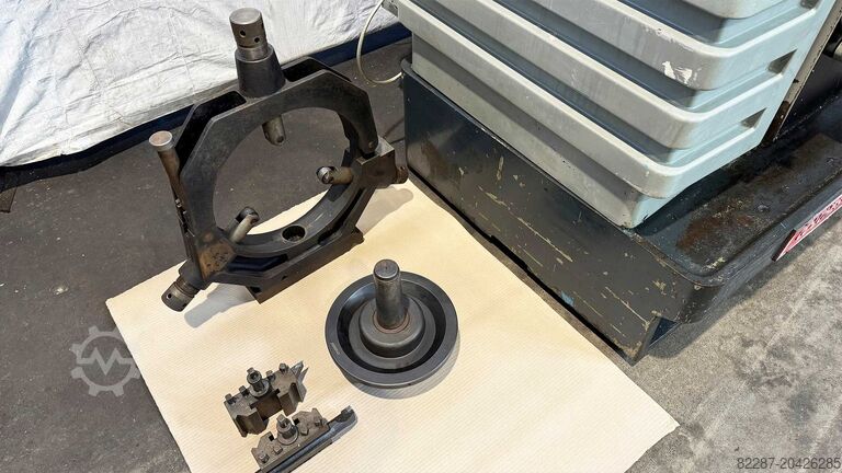 Keskmine treipingi Used Colchester Magnum 1250 Gap Bed Centre Lathe