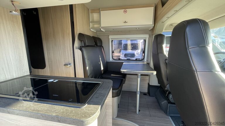 كرفان/عربة تخييم Fiat Weinsberg Carabus 600 K | 4 Posti Letto | Completamente Attrezzato