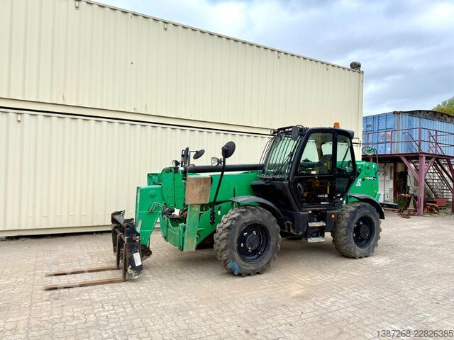 Annan JCB 540-170 / 2021 BJ / 2.525 H