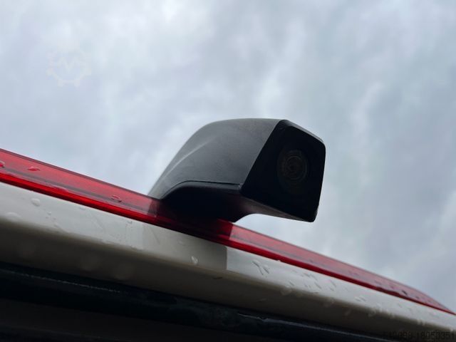Dubă cu acoperiș înalt VOLKSWAGEN Crafter APA L3H3 ACC KLIMA AHK ASSIST 1 HAND