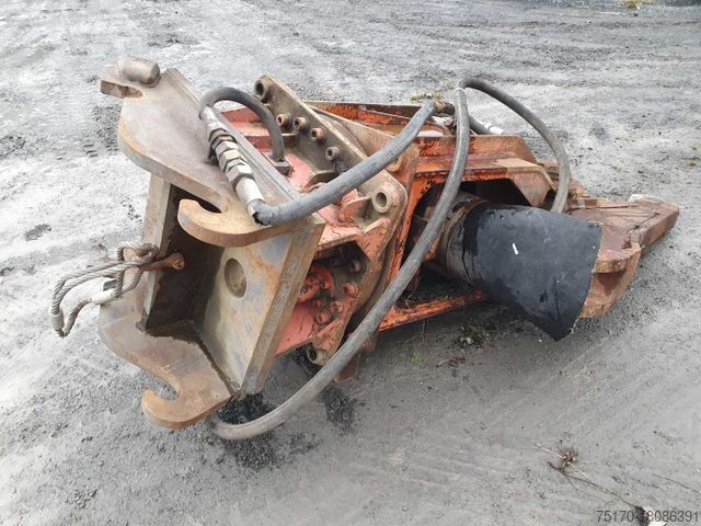Outros  Betonschere / Pulverisierer Multiprozessor CW40