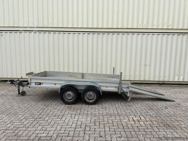 Treler pengangkut rendah KOCH Baumaschinenanhänger / Rampen / TÜV Januar 2027