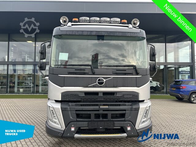 Hook arm system Volvo FMX 540 8x2 Hyva Haakarm + Vangmuil