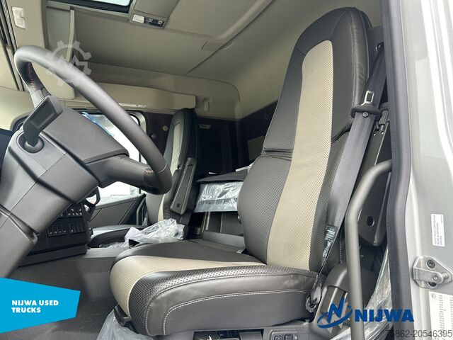 Hook arm system Volvo FMX 540 8x2 Hyva Haakarm + Vangmuil